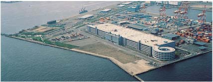 �x�|�b�b�i���l�`���ʃZ���^�[�j