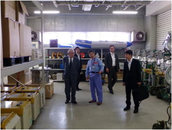 各種衛星電話の使用方法について確認しました。