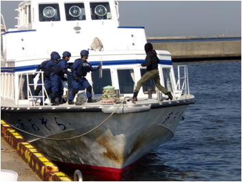 テロリスト確保の様子